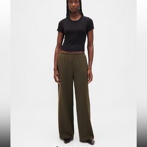 Gap Easy Wide Leg Pant